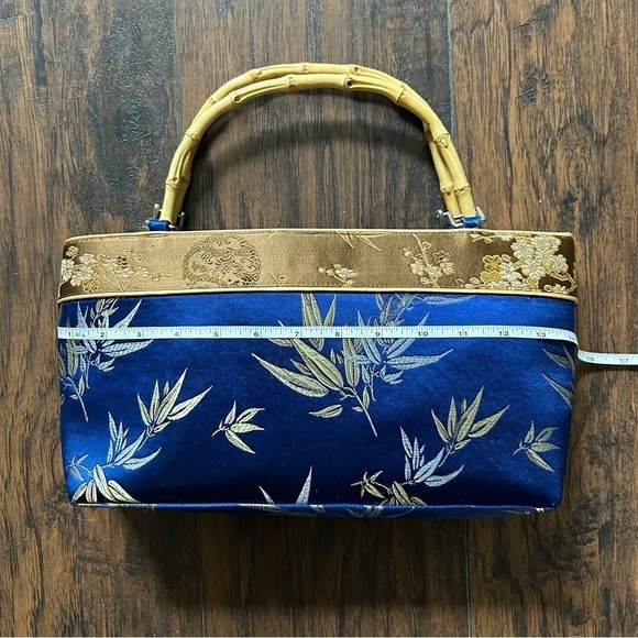 Bamboo Handbag - Picture 3 of 16